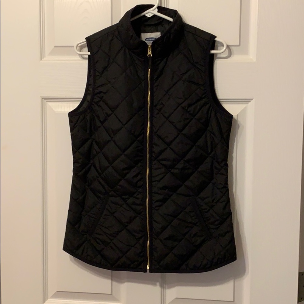 Old Navy Puffer Vest